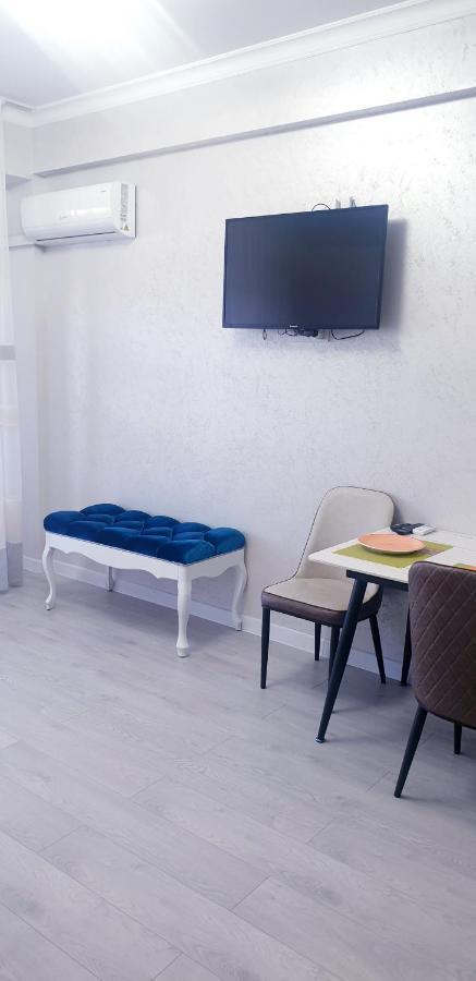 Oasis Premium Class 1Bd Apartment With Living Room 키시나우 외부 사진